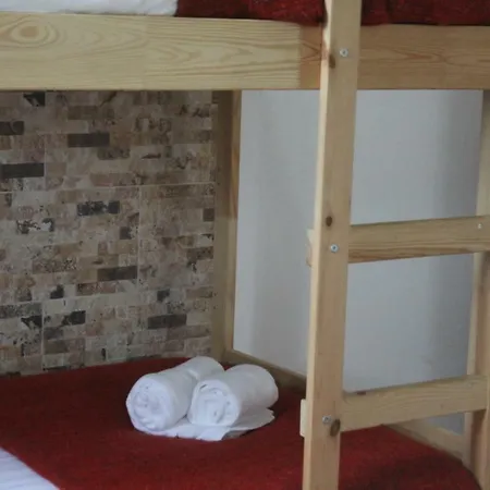 Villa Pro Touristic Montejunto *